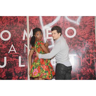 Orlando Bloom küsst fremd