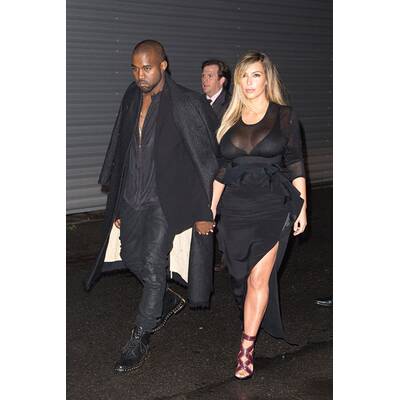 Kim Kardashian & Kanye West superhappy