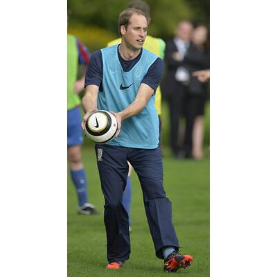 Prinz William am Fußballfeld