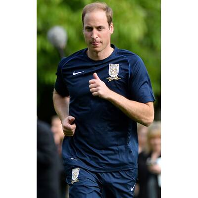 Prinz William am Fußballfeld