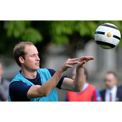 Prinz William am Fußballfeld