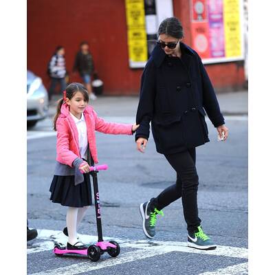 Suri Cruise mit Mama Katie in New York unterwegs