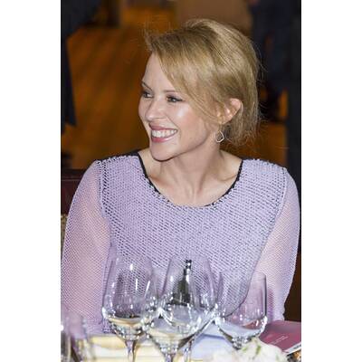 Tapfere Kylie Minogue lächelt trotz Trennung