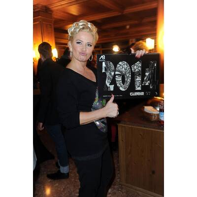 Stars bei der Präsentation des Fine Nude Art Kalenders 2014