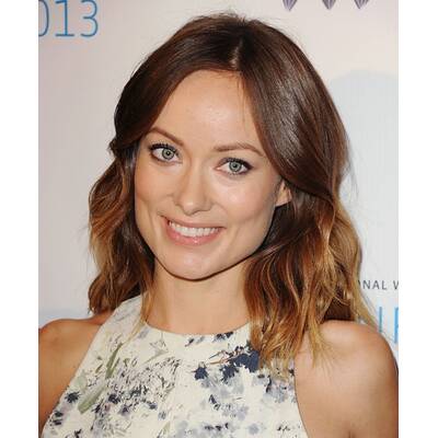 Olivia Wilde strahlt mit Mini-Babybauch