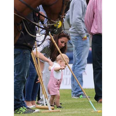 Herzogin Kate & Prinz George bei Williams Poloturnier
