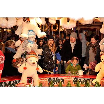 Cara Delevingne in Weihnachts-Stimmung