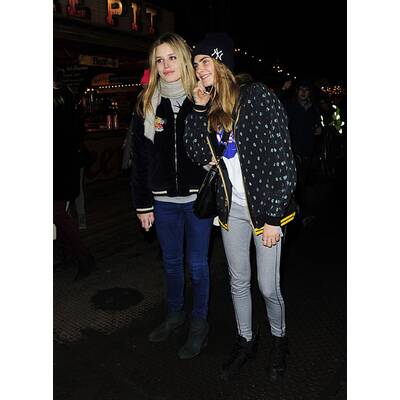 Cara Delevingne in Weihnachts-Stimmung