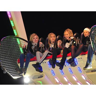 Cara Delevingne in Weihnachts-Stimmung