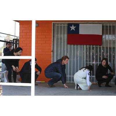 Prinz Harry tanzt in Chile Gangnam Style