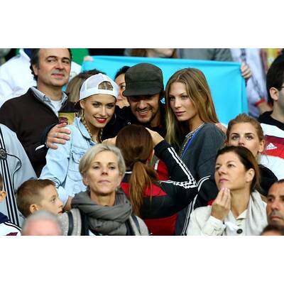 Lena Gercke jubelt Sami Khedira zu