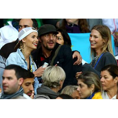 Lena Gercke jubelt Sami Khedira zu