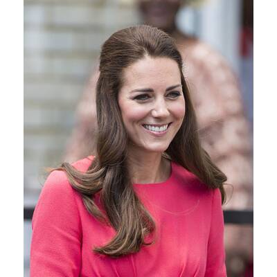 Herzogin Kate besucht eine Londoner Schule