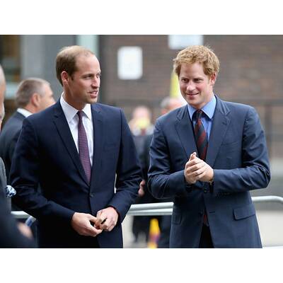 Prinz William & Harry unterwegs mit Papa Charles