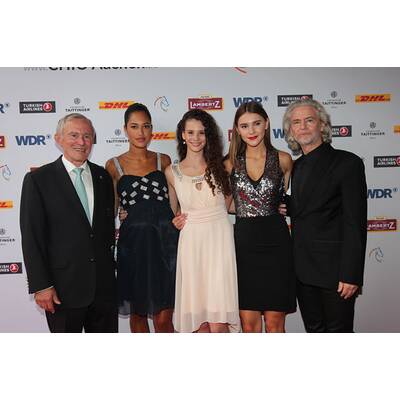 Promis feiern auf Reitturnier