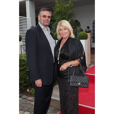 Promis feiern auf Reitturnier