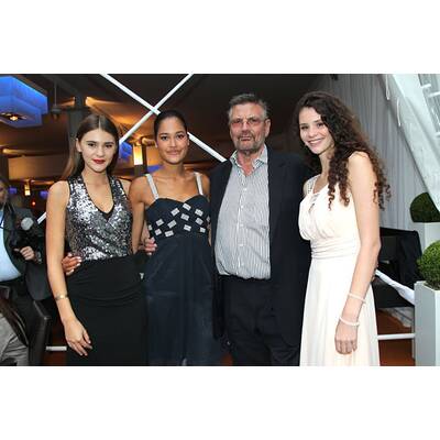 Promis feiern auf Reitturnier