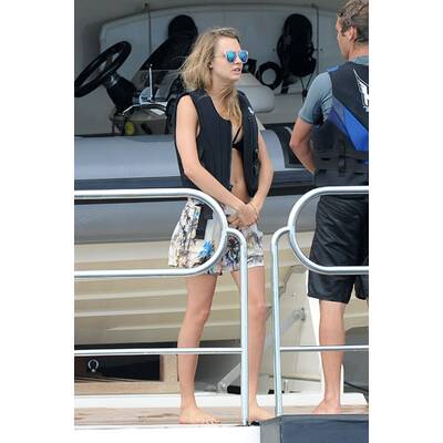 Cara Delevingne & Selena Gomez im Yachturlaub