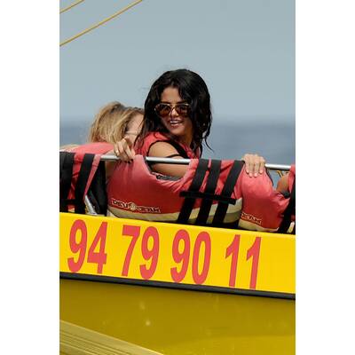 Cara Delevingne & Selena Gomez im Yachturlaub