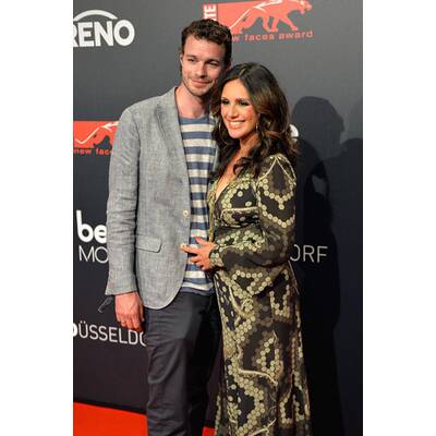 Nazan Eckes zeigt stolz ihren Babybauch