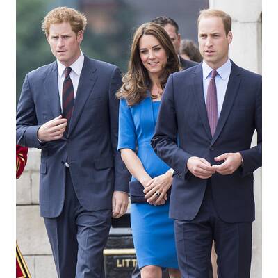 Herzogin Kate & Prinz William pflanzen Mohnblume