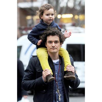 Orlando Bloom spaziert mit Sohn Flynn