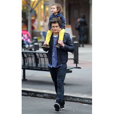 Orlando Bloom spaziert mit Sohn Flynn