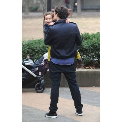 Orlando Bloom spaziert mit Sohn Flynn