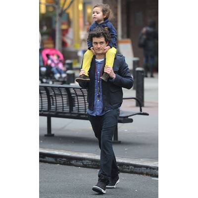 Orlando Bloom spaziert mit Sohn Flynn