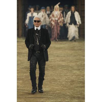 Chanel-Métiers d'Art Show 2013