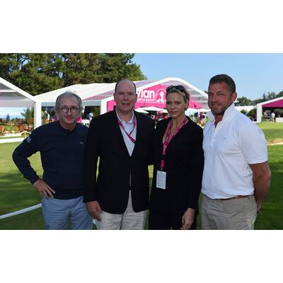 Fürstin Charlène: Da ist ja der Babybauch!