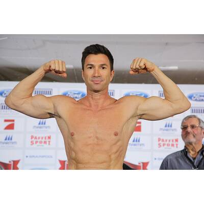 Melanie Müller & Co. beim Wiegen für's Promiboxen