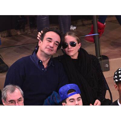 Mary-Kate Olsen & Olivier Sarkozy turteln bei Knicks-Spiel