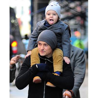 Orlando Bloom: Winterspaziergang mit Sohn Flynn