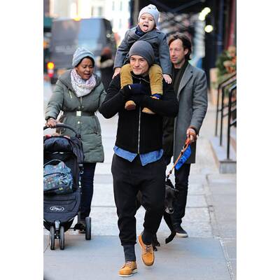 Orlando Bloom: Winterspaziergang mit Sohn Flynn