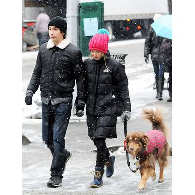 Amanda Seyfried & Justin Long spazieren im Schnee