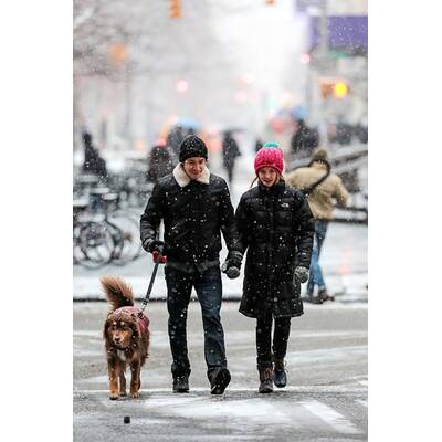 Amanda Seyfried & Justin Long spazieren im Schnee