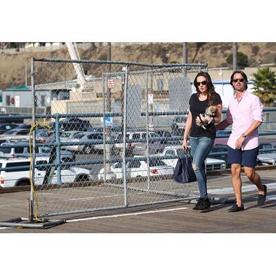 Tamara Ecclestone genießt Spaziergang