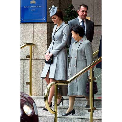 Herzogin Kate strahlt mit Mini-Bauch