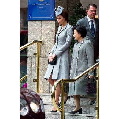 Herzogin Kate strahlt mit Mini-Bauch