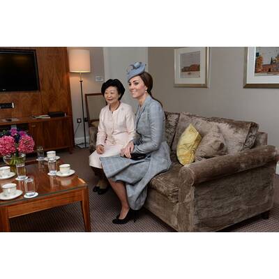 Herzogin Kate strahlt mit Mini-Bauch