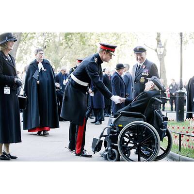Prinz Harry ehrt gefallene Soldaten