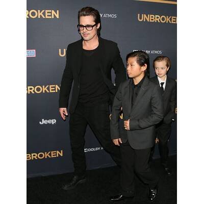 Brad Pitt, Maddox, Pax und Shiloh springen für Angelina Jolie ein