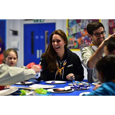 Herzogin Kate zu Besuch bei den kleinen Pfadfindern