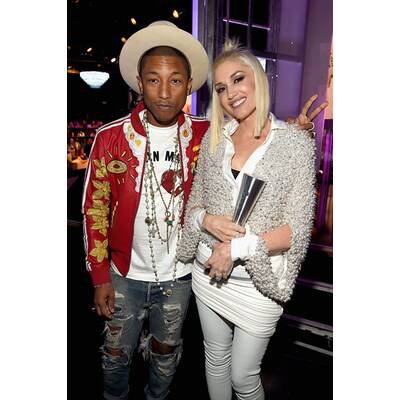 Elizabeth Moss & Jon Hamm