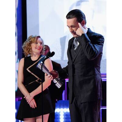 Elizabeth Moss & Jon Hamm