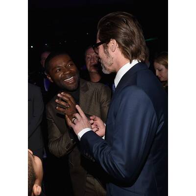 Brad Pitt trägt Nagellack