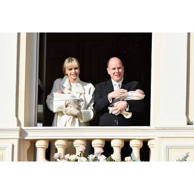 Charlène und Albert zeigen Zwillinge