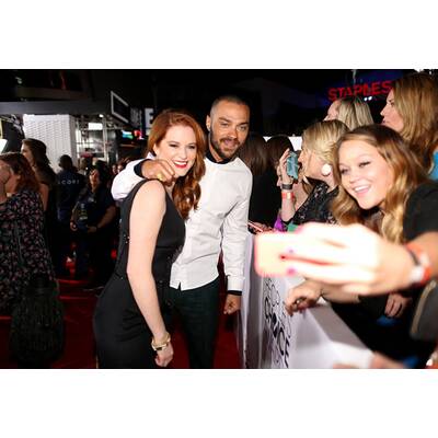 Kalye Cuoco & Kristen Bell