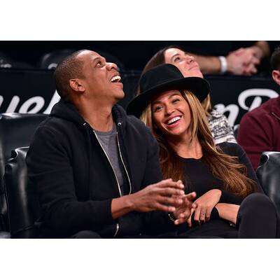 Beyoncé & Jay Z turteln bei Basketball-Spiel